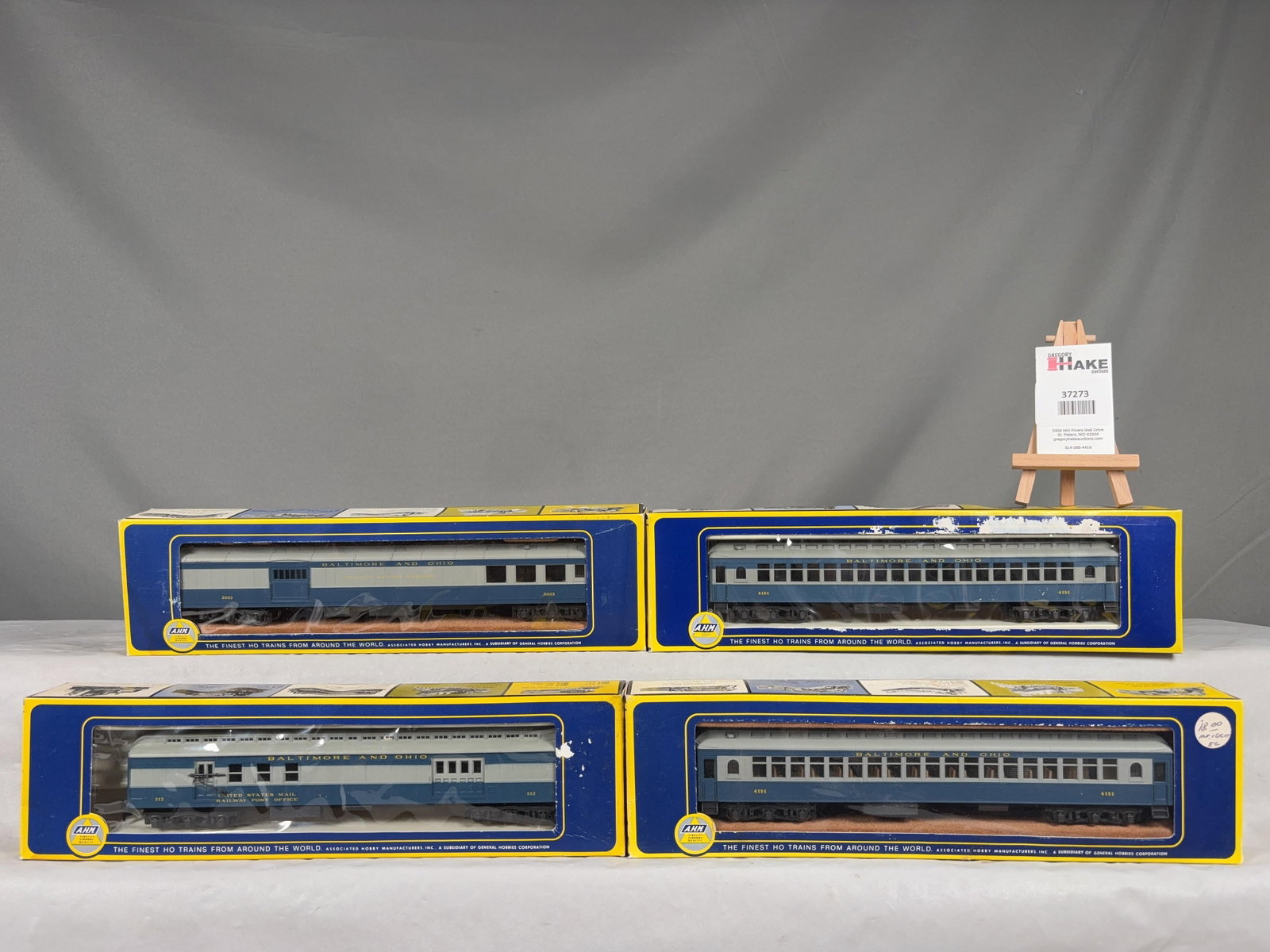 4 AHM B&O Baggage, Combine, Diner & 2 Coach Cars w/OB 6206-B, 6205-B, 6333-03, 6335-03 - 2