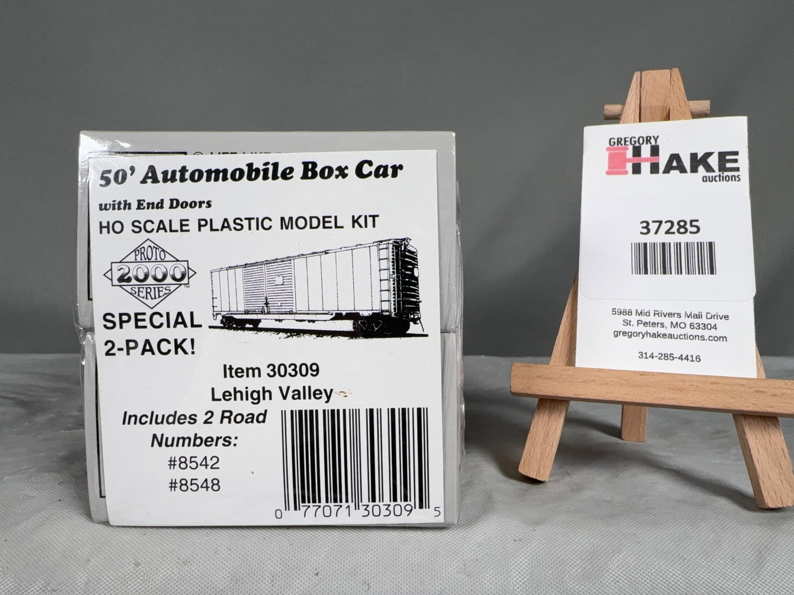 Proto 2000 Series 2-Pack Lehigh Valley Box Car Model Kit Item 30309 w/OB: Proto 2000 Series 2-Pack Lehigh Valley Box Car Model Kit Item 30309 w/OB. Includes 2 Road Numbers 8542 & 8548 � Size 10x4x4