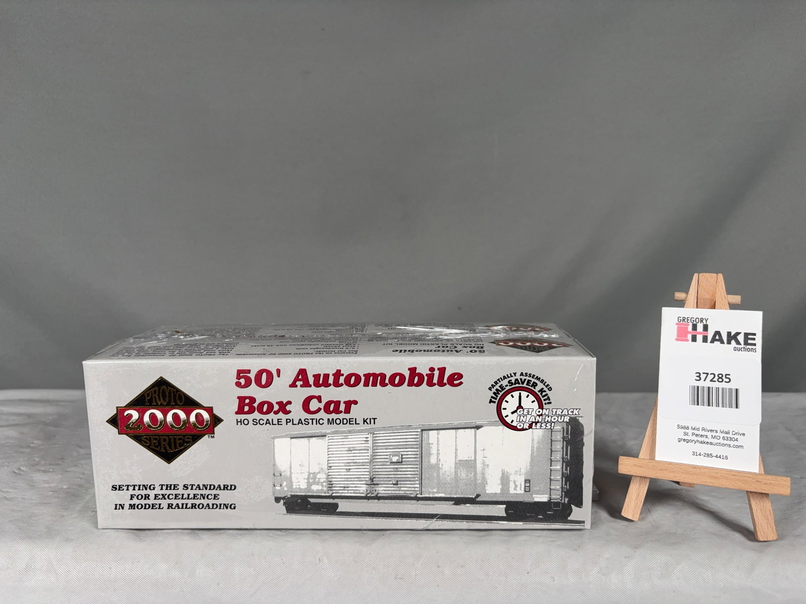 Proto 2000 Series 2-Pack Lehigh Valley Box Car Model Kit Item 30309 w/OB - 2