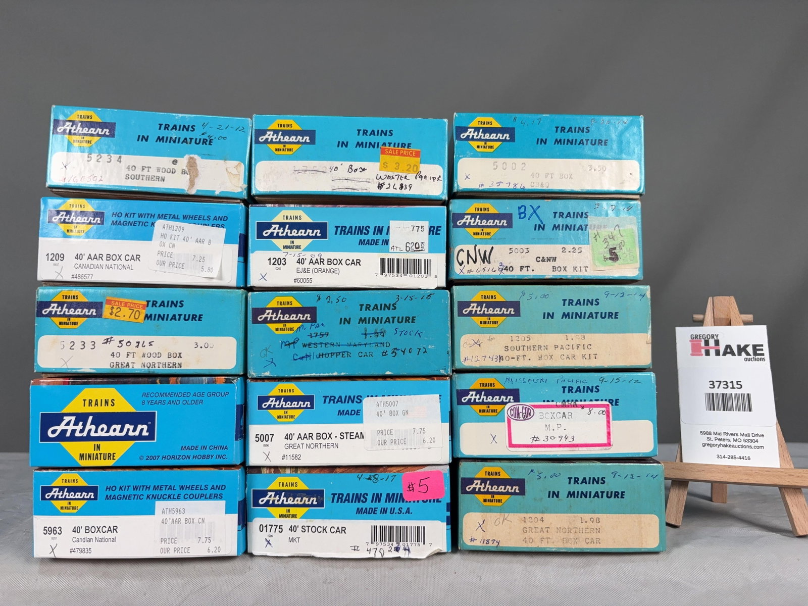 15�Athearn Freight Cars w/OB: 15�Athearn Freight Cars w/OB.�Please see photos for details. � Size 8x12x8