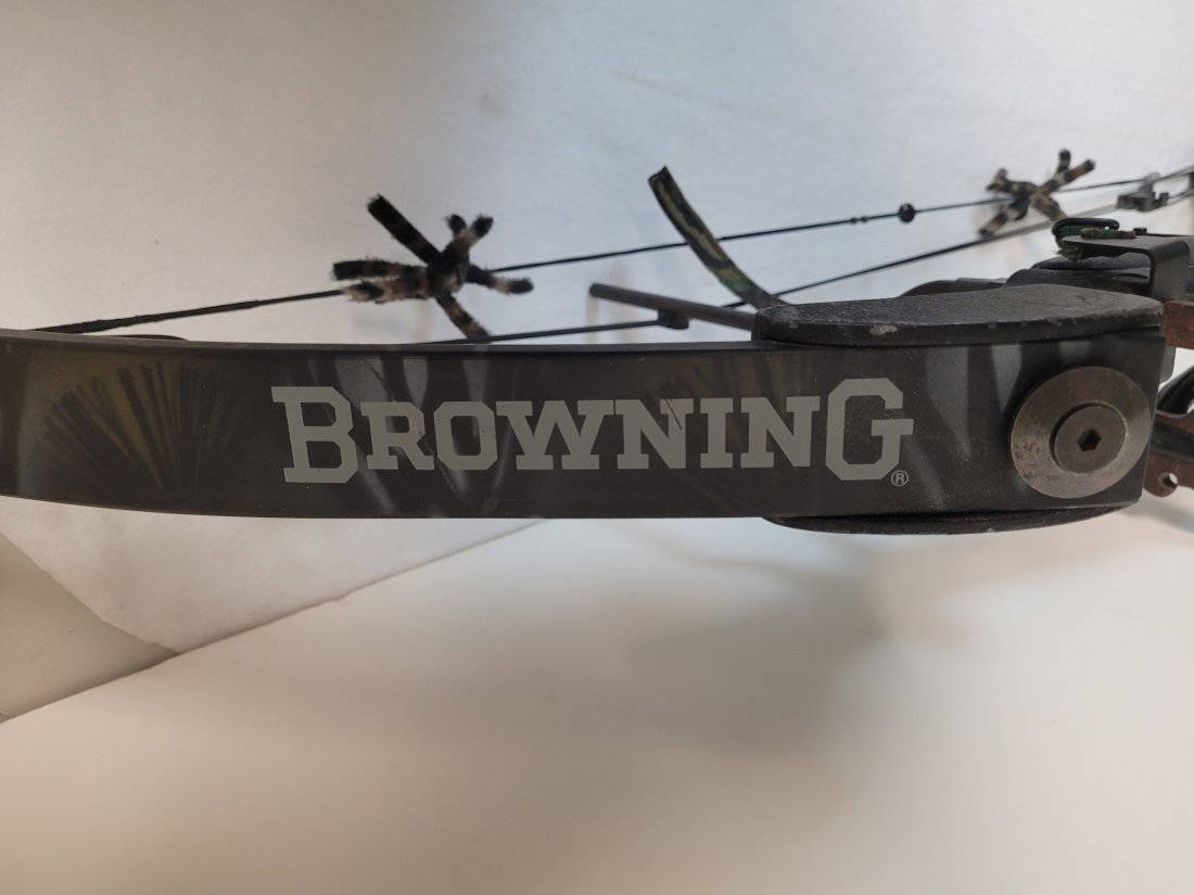 Browning Compound bow (0084B) on Mar 26, 2023 deZine LLC in NJ