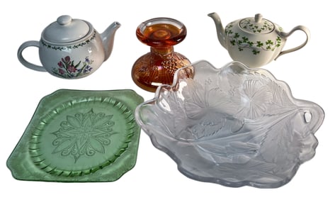 Lot of Assorted Glassware and Teapots - 5 Pieces