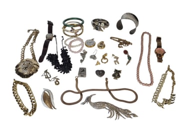 Group of Vintage Costume Jewelry