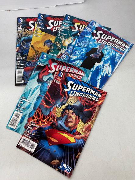 Superman Unchained Comic Lot (1 of 3)