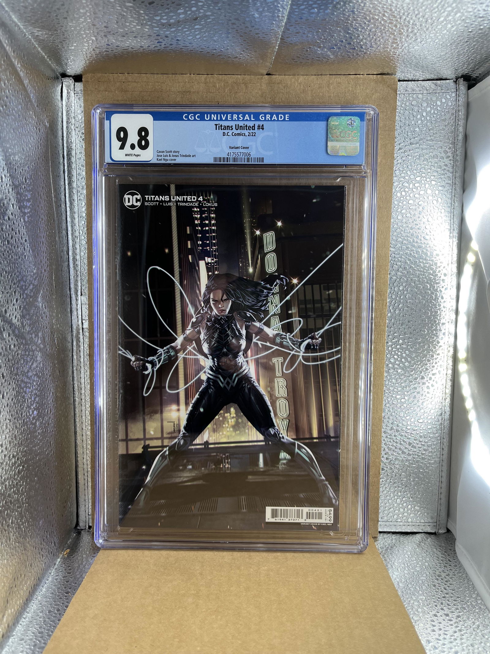 Titans United 4 Kael Ngu Variant Cover CGC 9.8 (1 of 2)