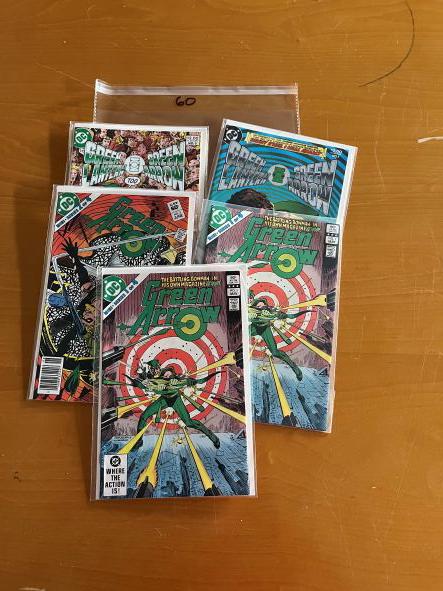 Green Arrow Comic lot w/#1 issue (1 of 1)