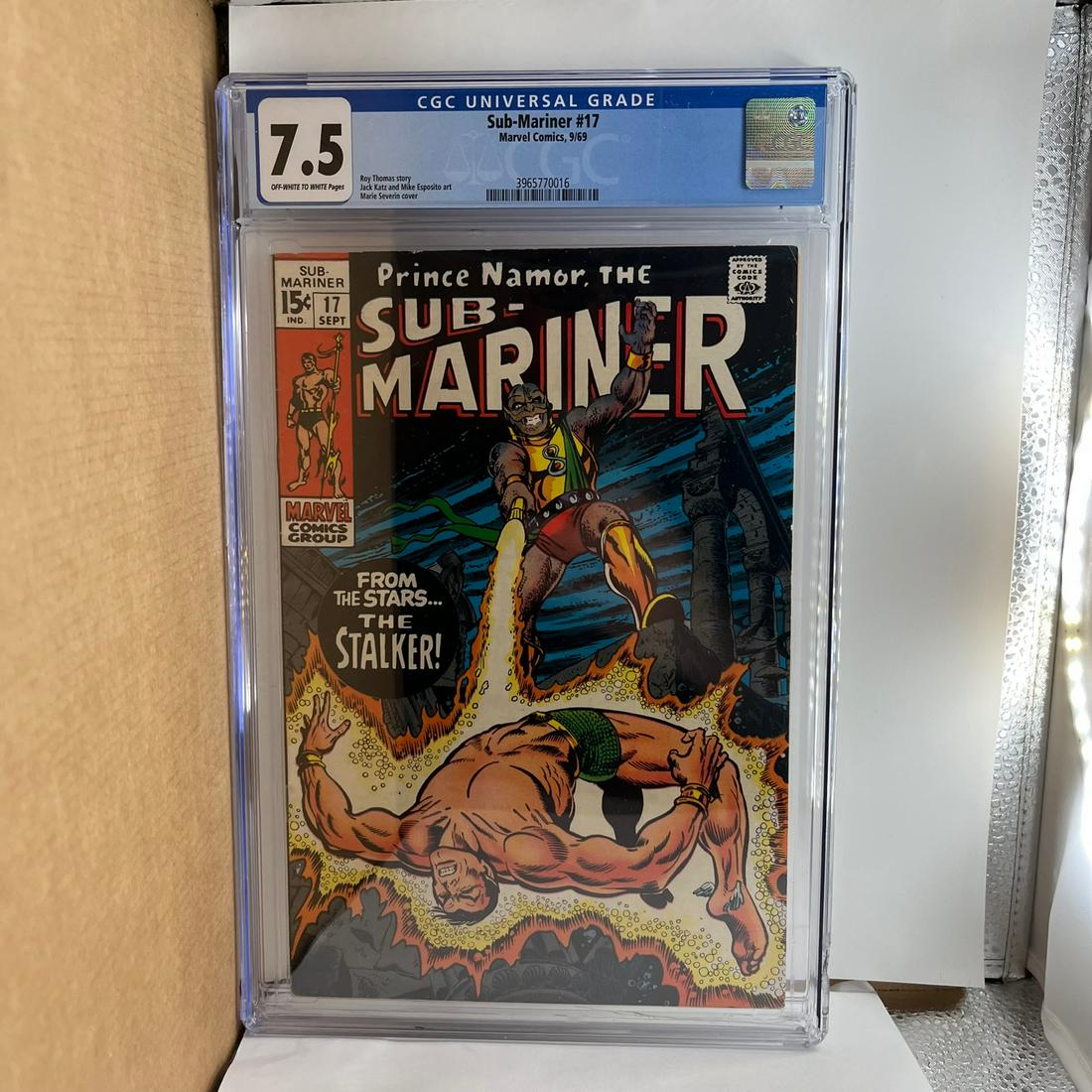 Sub-Mariner 17 CGC 7.5 (1 of 1)