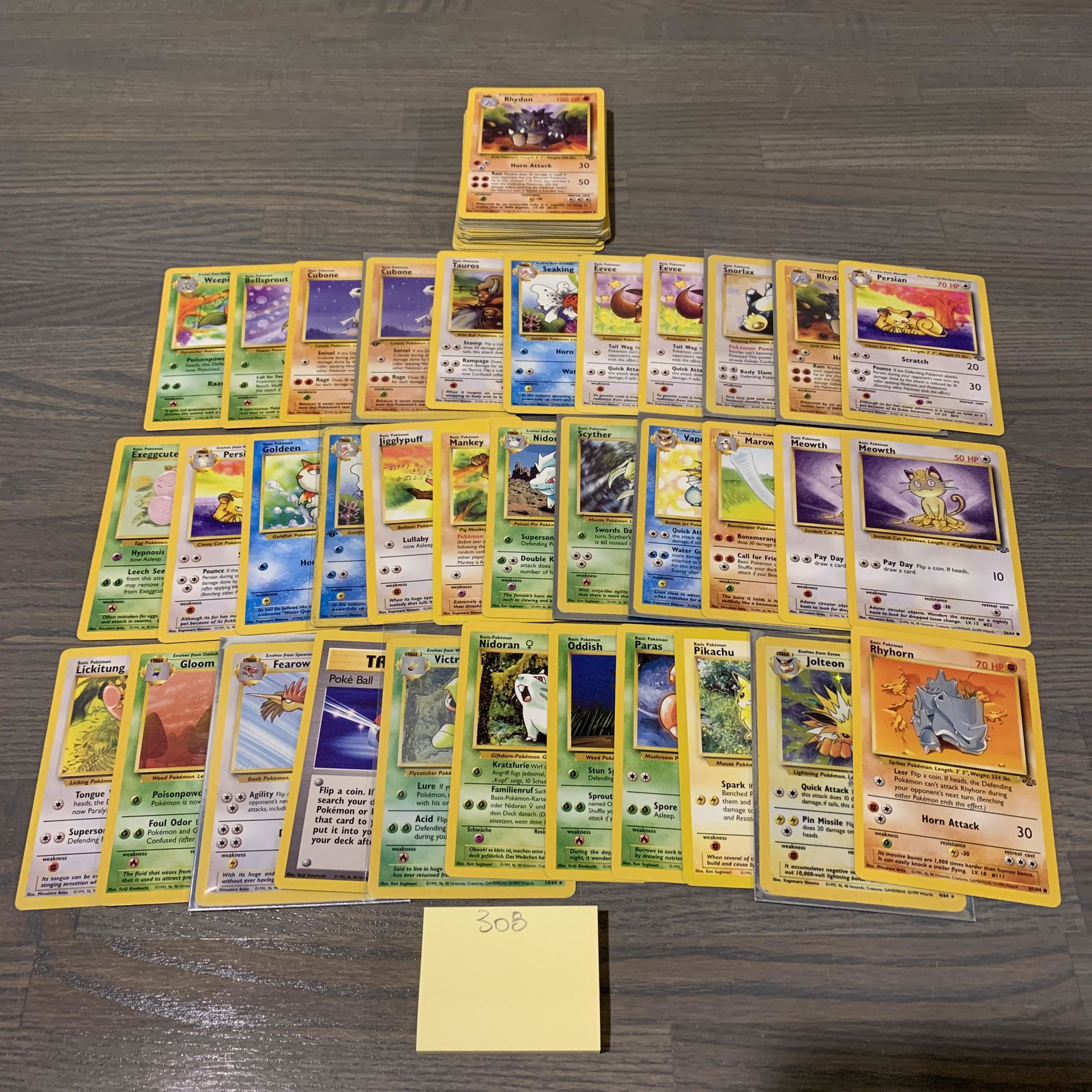 Vintage Jungle Set Pokemon cards (1 of 2)