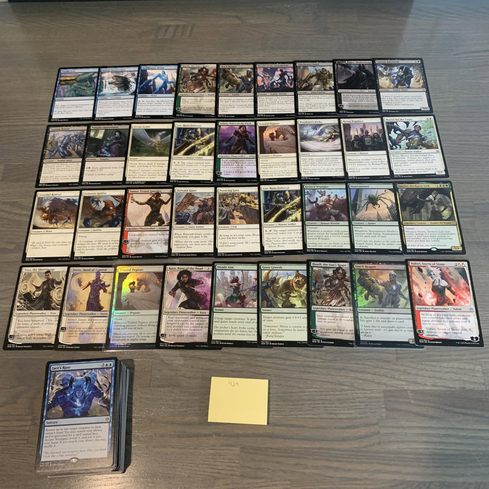 War of the Spark Magic Cards: Lot of Approx 110+ War of the Spark set Magic the Gathering Cards. See photos for conditions. Now accepting consignments. For more info email aeronhouse1994@gmail.com