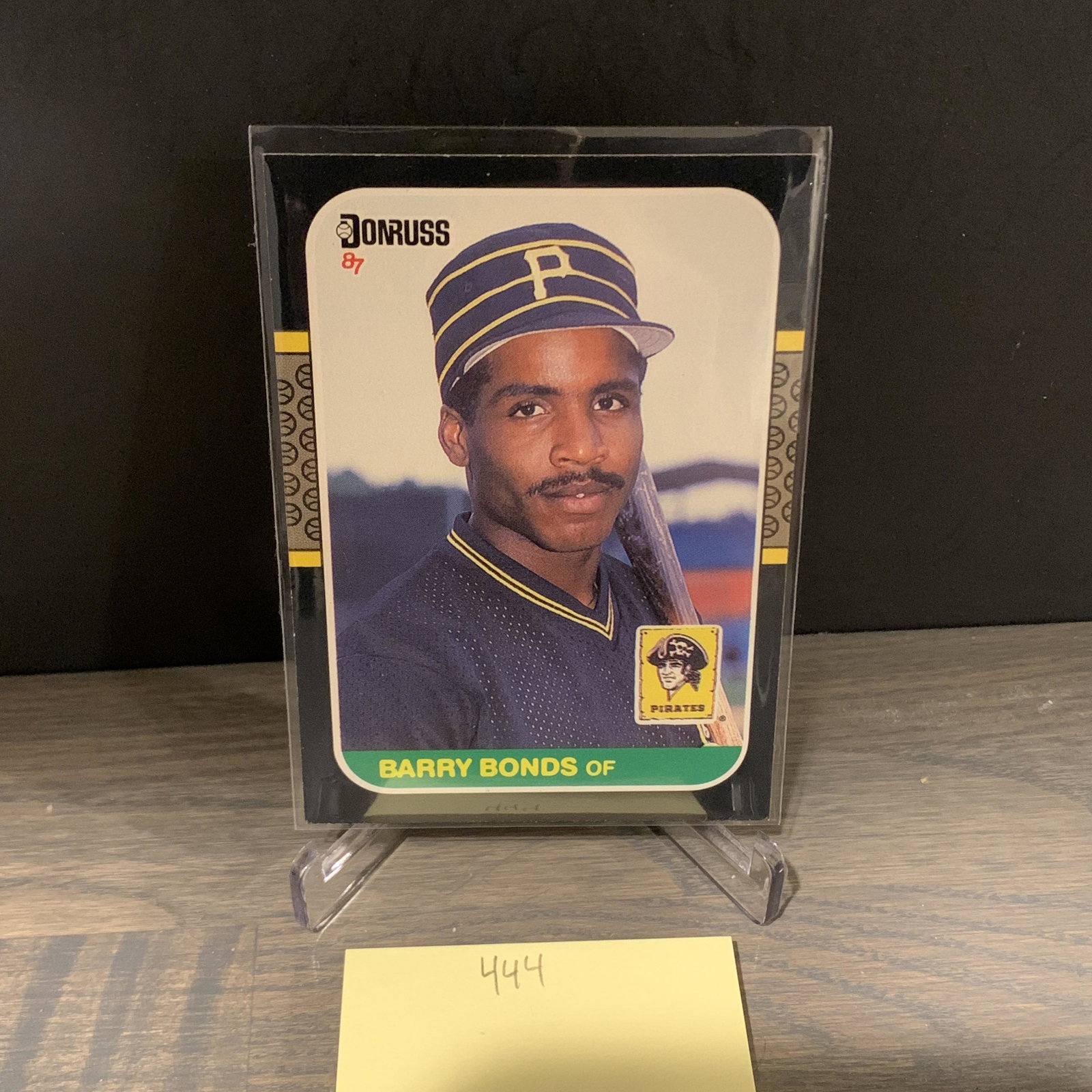 ROOKIE CARD 1987 DONRUSS BARRY BONDS: Barry Bonds #361 Donruss 80s Baseball card. See photos for condition. Now accepting consignments. For more info email aeronhouse1994@gmail.com