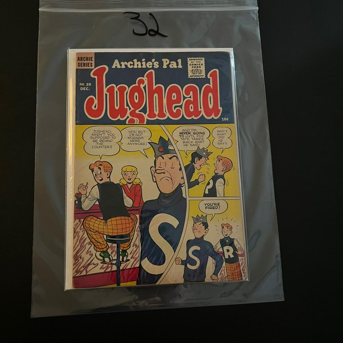 Archie's Pal Jughead 39: We are a veteran owned company. Please look at the pictures carefully to determine what you believe the condition of collecitible is. We are currently accepting consignments. Email us a aeronhouse1994
