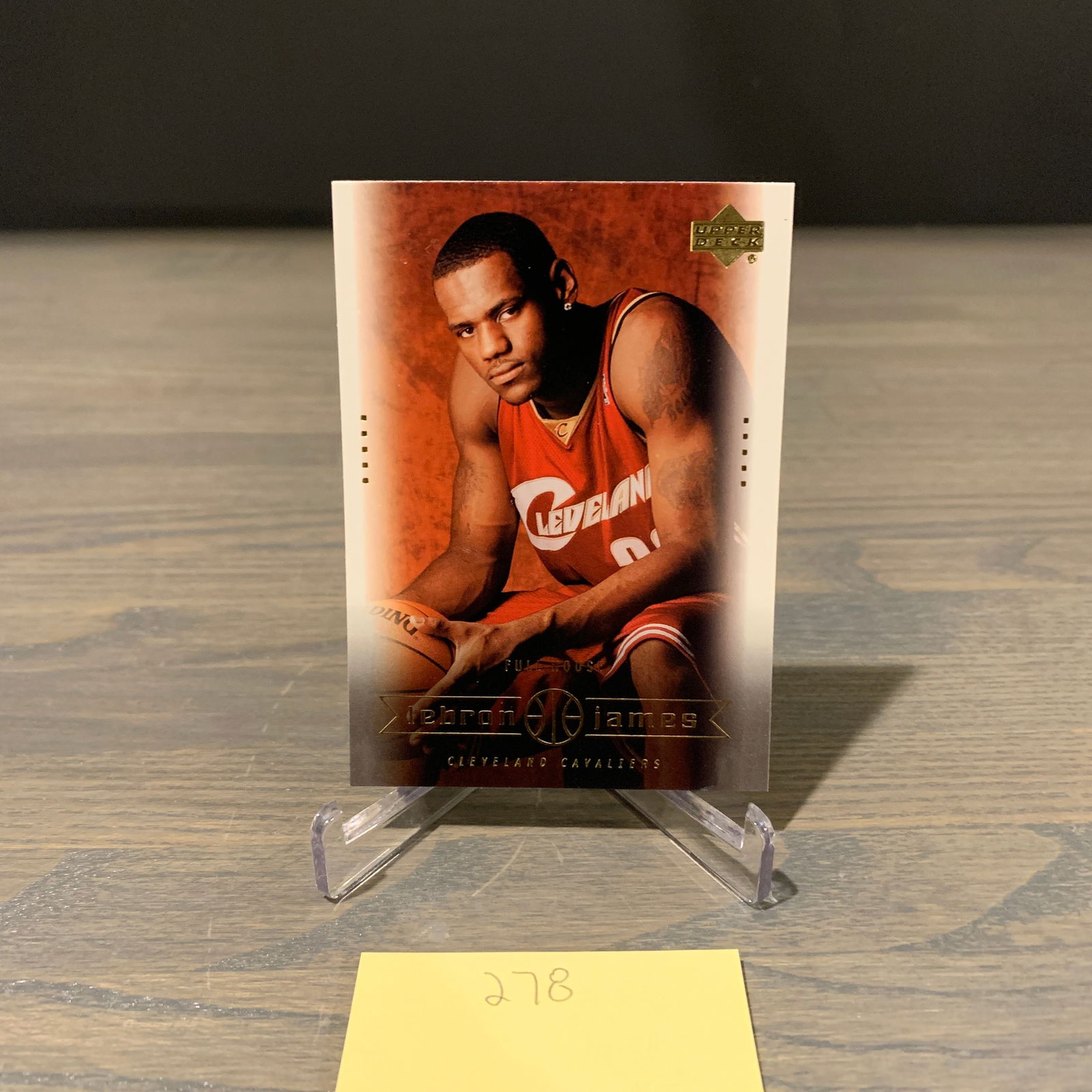 ROOKIE CARD 2003 UPPERDECK LEBRON JAMES (1 of 2)