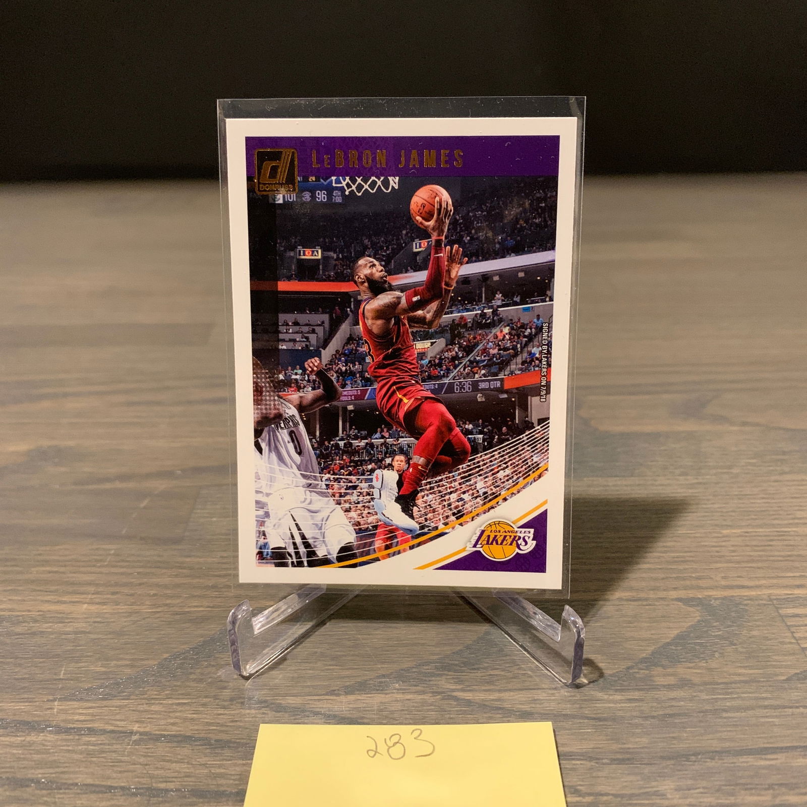 PANINI DONRUS LEBRON JAMES CARD (1 of 2)