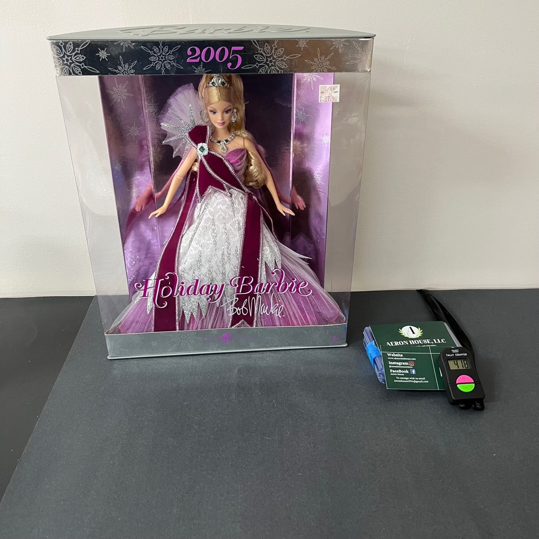 Barbie 2005 Holiday Barbie By Bob Mackie NIB (1 of 4)