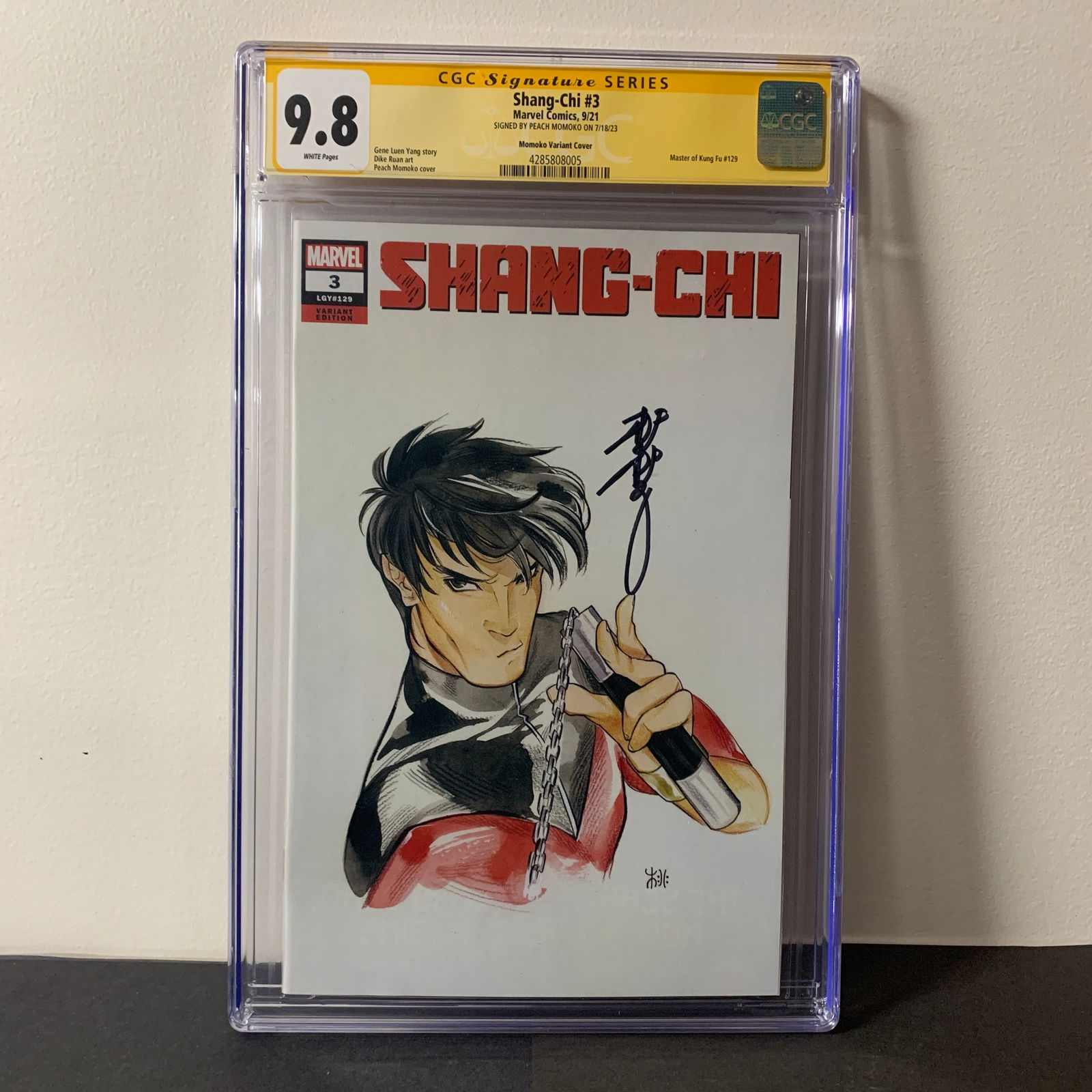 Shang-Chi #3 Momoko Variant CGC 9.8 Signed peach Momoko (1 of 4)