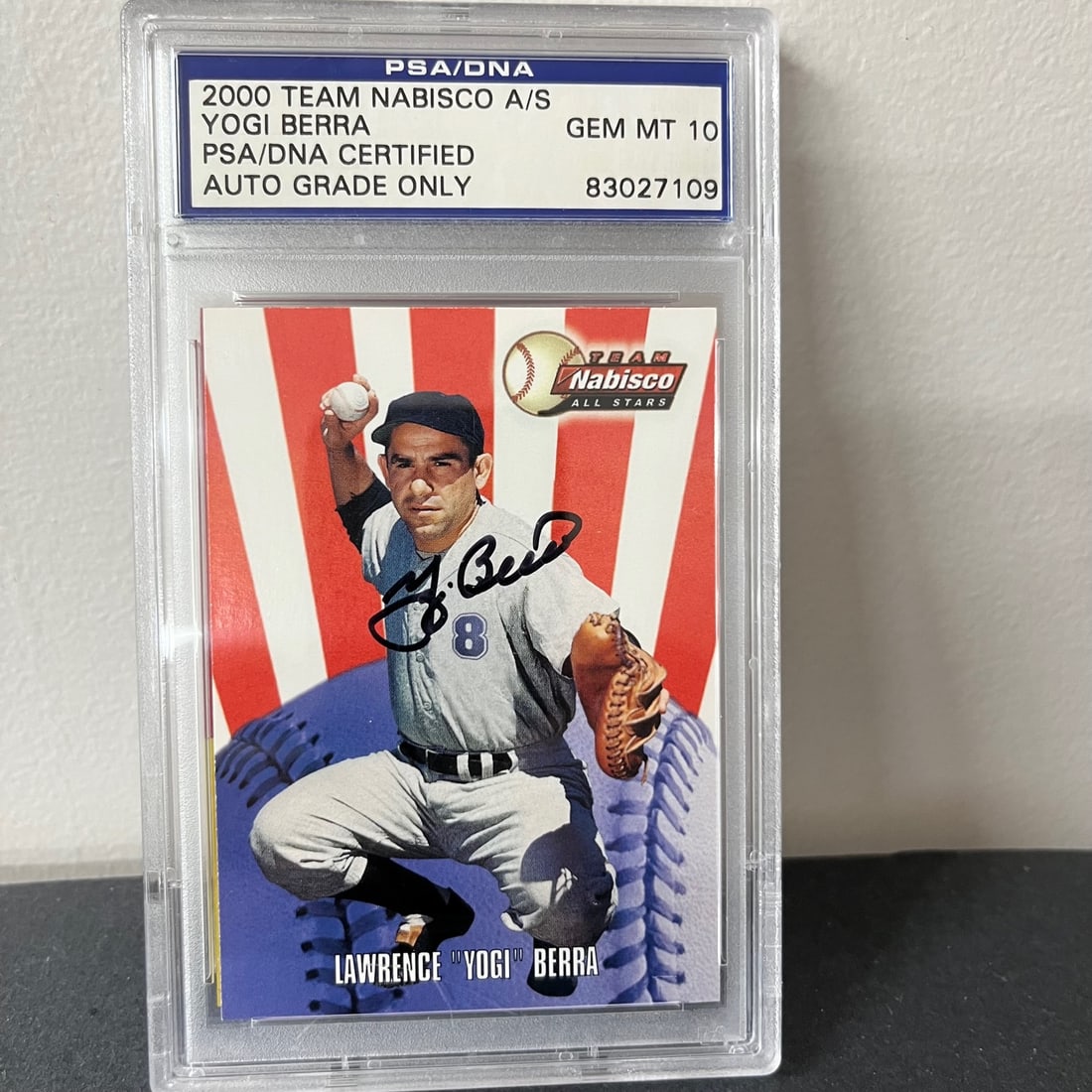 Yogi Berra 2000 Team Mabisco PSA/DNA COA GEM 10 Auto (1 of 2)