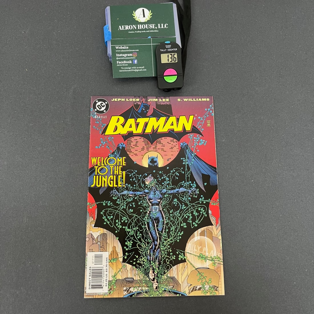 Batman 611 Part 4 of Hush: We are a veteran owned company. Please look at the pictures carefully to determine what you believe the condition of collectible is. We are currently accepting consignments. Email us a aeronhouse1994@