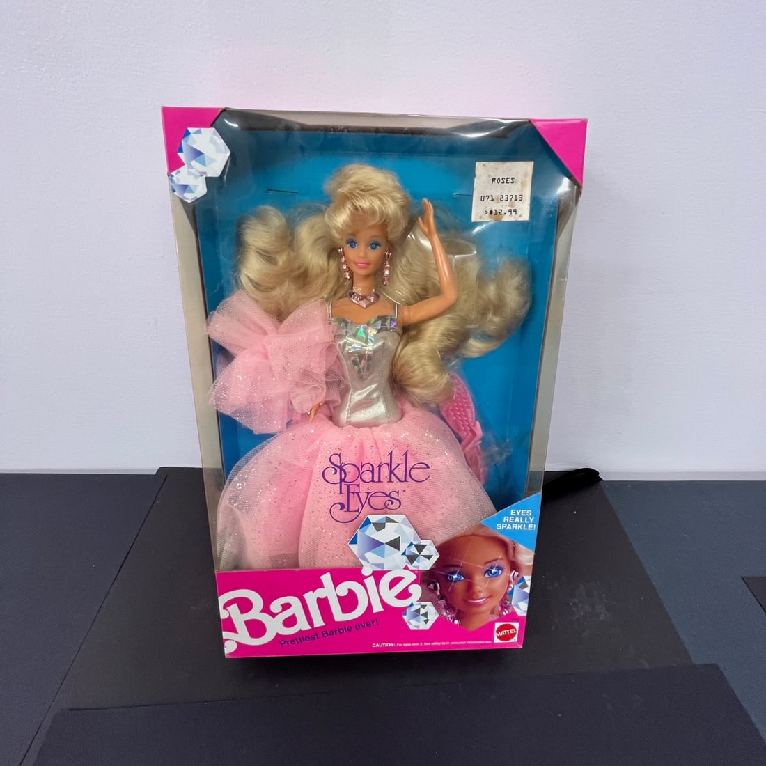 Sparkle Eyes Barbie NIB 2482 (1 of 5)
