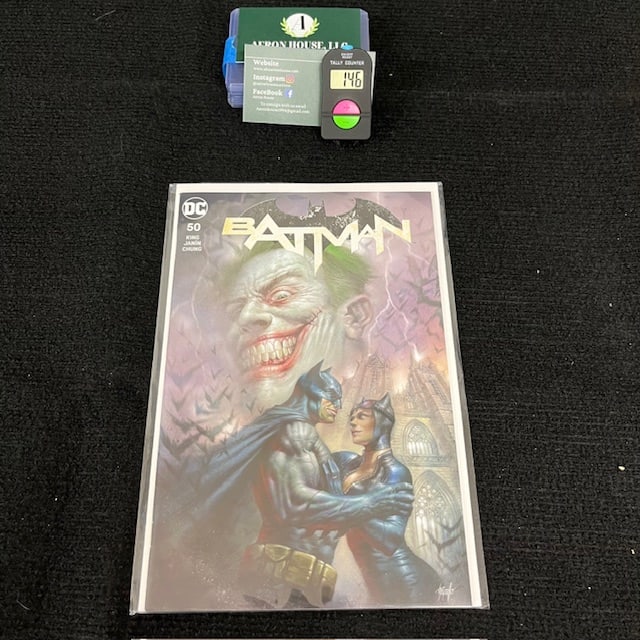 Batman 50 Parillo + 118 Trade Dress Skan Variant: Whew! Power House variants offered here. A Parillo Scorpion Comics Variant and a Skan Trade Dress variant. We are a veteran owned company. Please look at the pictures carefully to determine what you b