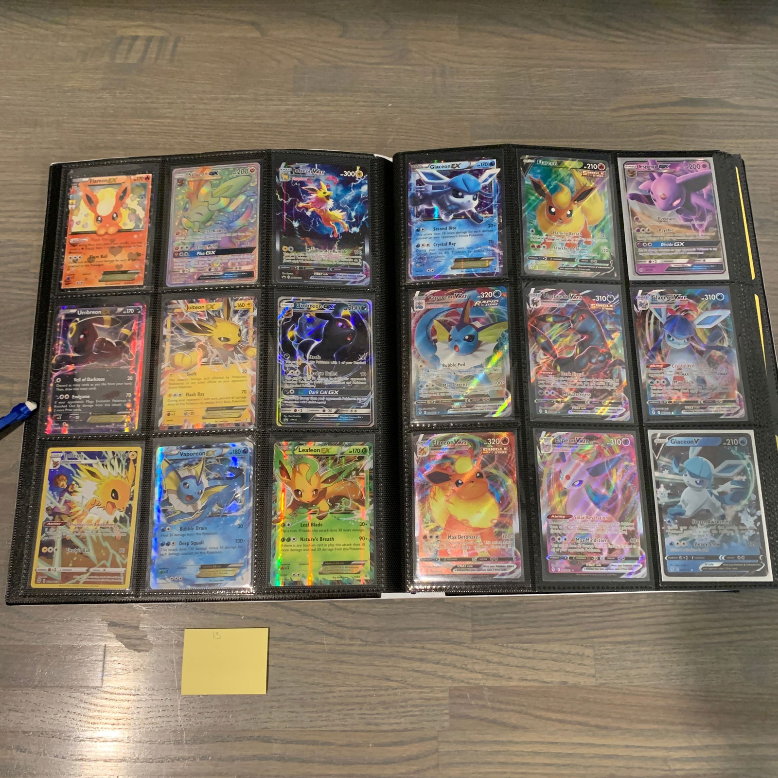 Rare Modern Pokemon card Binder, Flareon EX (1 of 17)