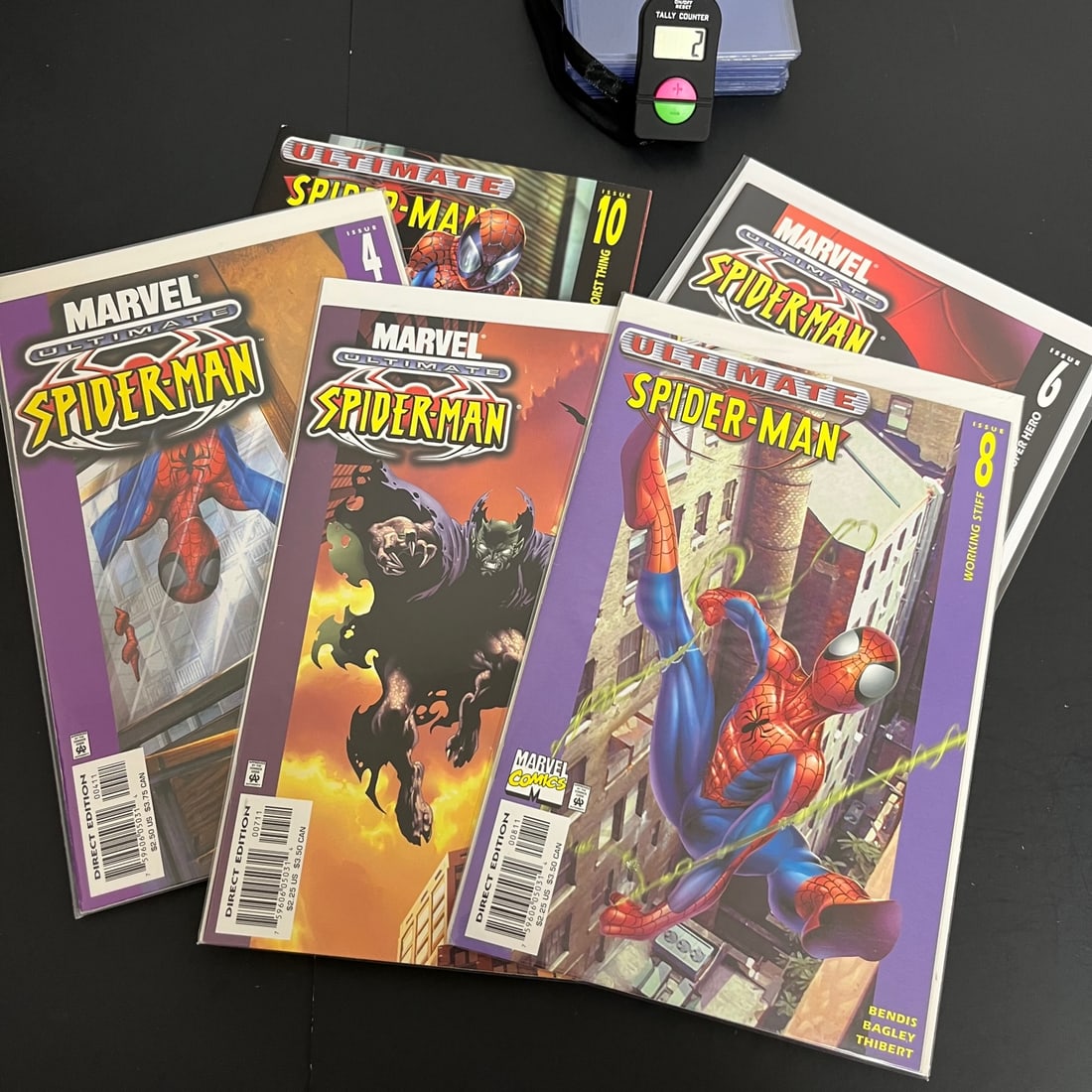 Ultimate Spider-Man Lot btwn 1st 10 issues (1 of 2)