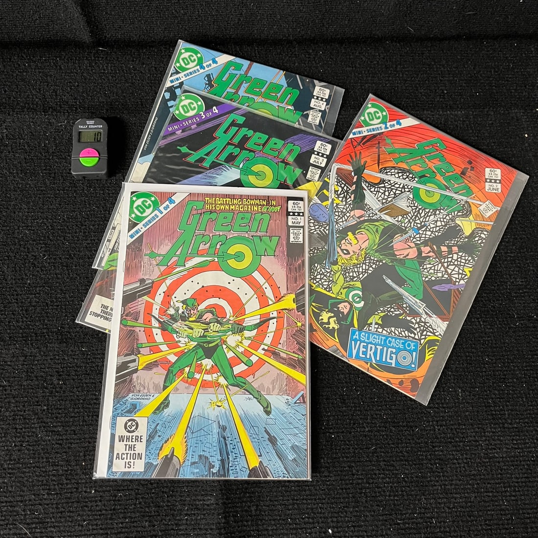 Green Arrow 1-4 DC Bronze Age Mini-Series: We are a veteran owned company. Please look at the pictures carefully to determine what you believe the condition of collectible is. We are currently accepting consignments. Email us a aeronhouse1994@