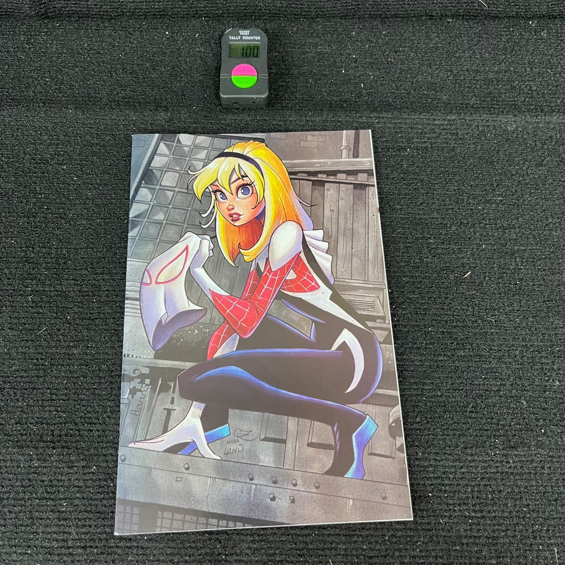 Edge of the Spider-verse 2 NYCC Exclusive Variant (1 of 2)