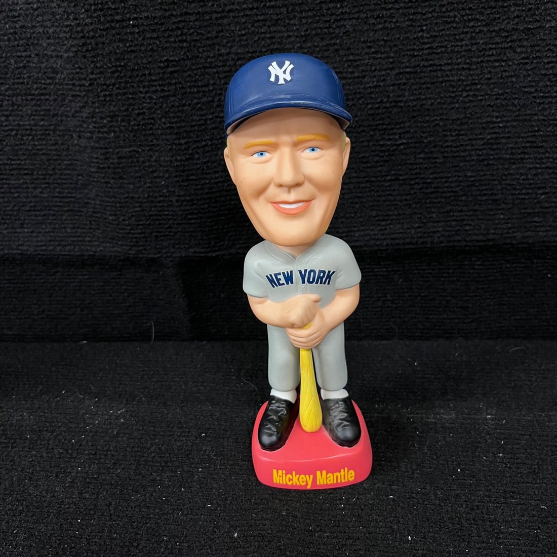 Mickey Mantle 1993 Bobble head #997 (1 of 4)