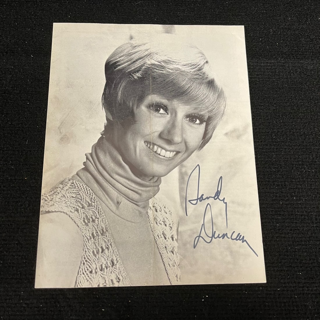 Sandy Duncan Signed Peter pan Playbill w/ LOA (1 of 3)