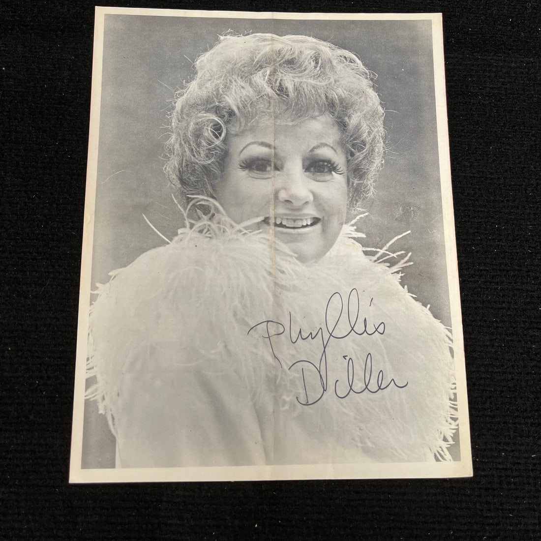 Phyllis Diller Signed Playbill W/ WW LOA (1 of 3)