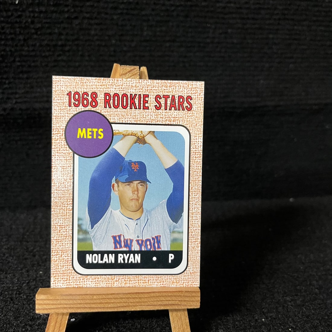 ROOKIE OF THE WEEK HOF NOLAN RYAN CARD (1 of 2)