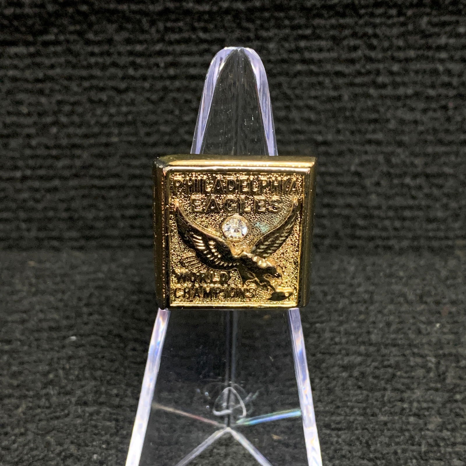 Eagles 1949 World Champ Replica Ring (1 of 4)
