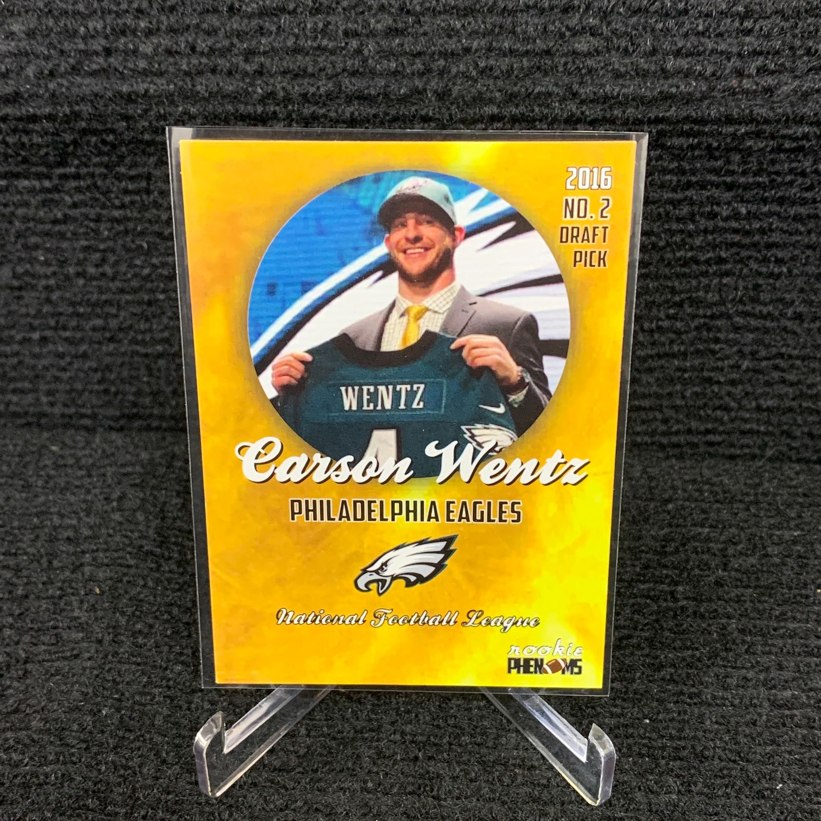 Carson Wentz Rookie Phenoms Card (1 of 2)