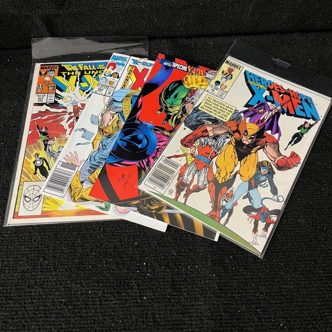 X-men Comic Lot w/ Heroes for Hope Newsstand Ed. (1 of 1)