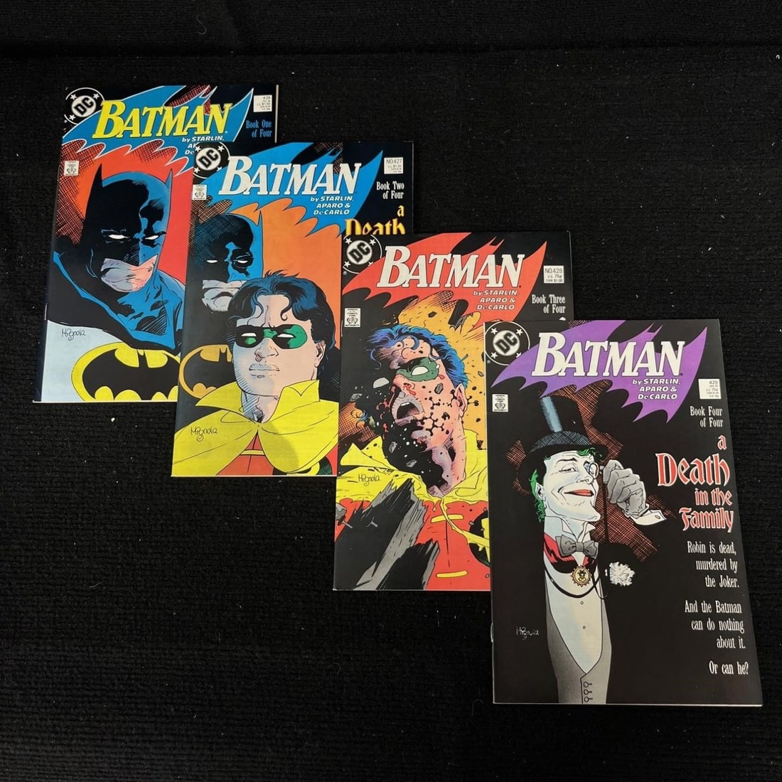 Batman 426-429 Death in the Family Story: Please look at the pictures carefully to determine what you believe the condition of collectible is. We are currently accepting consignments. Email us a aeronhouse1994@gmail.com or visit our website, 