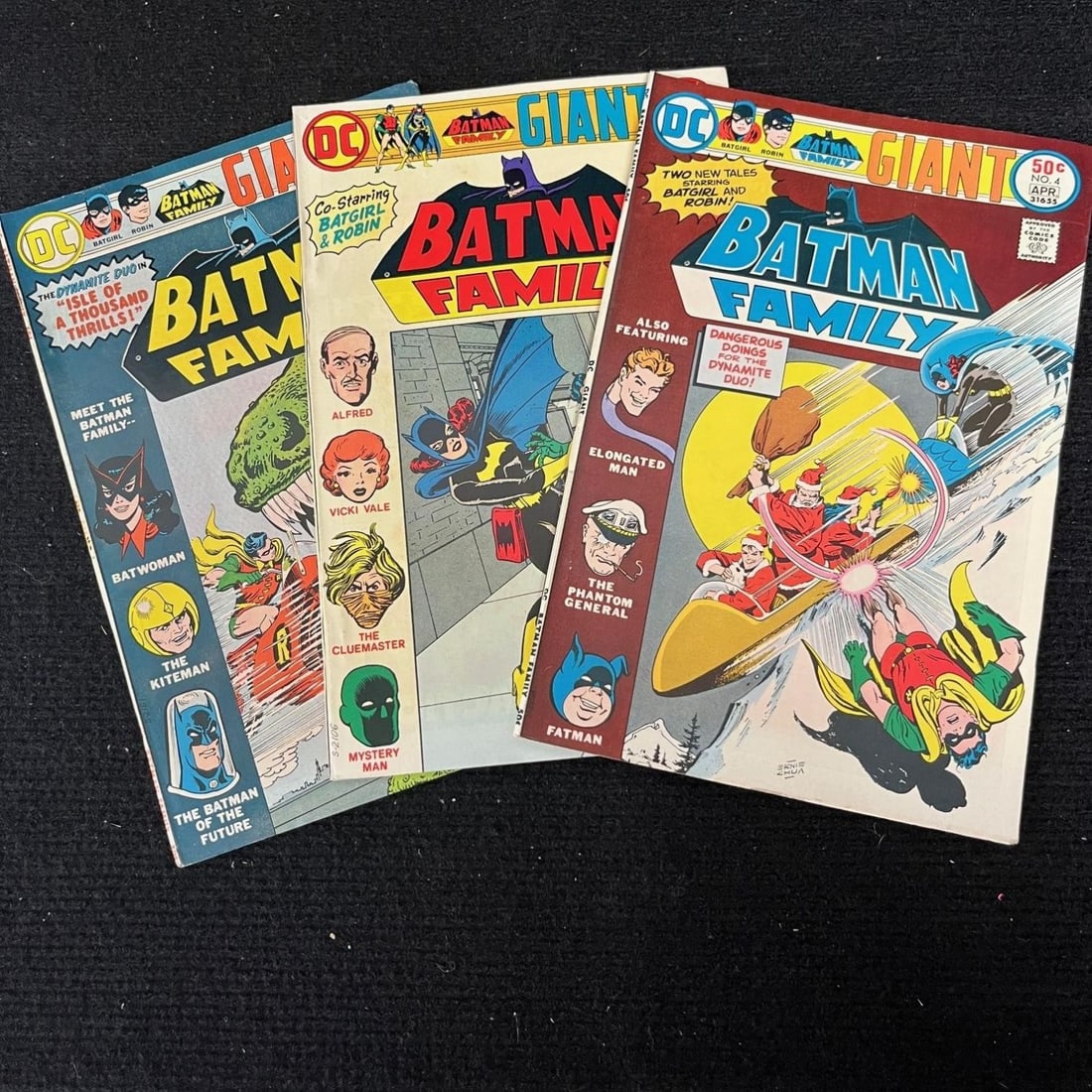 Batman Family Giant Size Issues DC Bronze Age: Please look at the pictures carefully to determine what you believe the condition of collectible is. We are currently accepting consignments. Email us a aeronhouse1994@gmail.com or visit our website, 