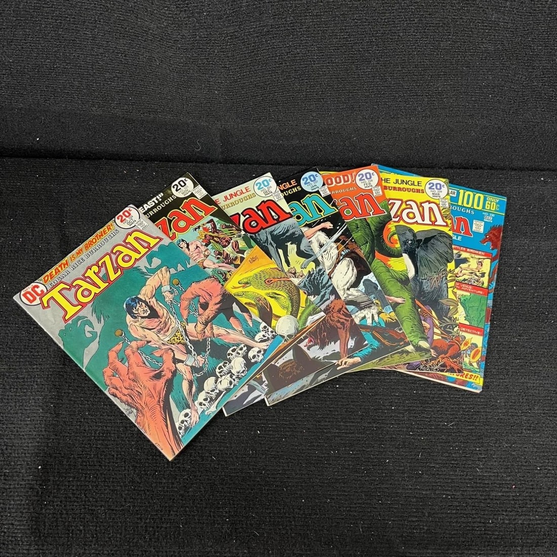 Tarzan DC Bronze Age Comic Lot Joe Kubert Art (1 of 2)