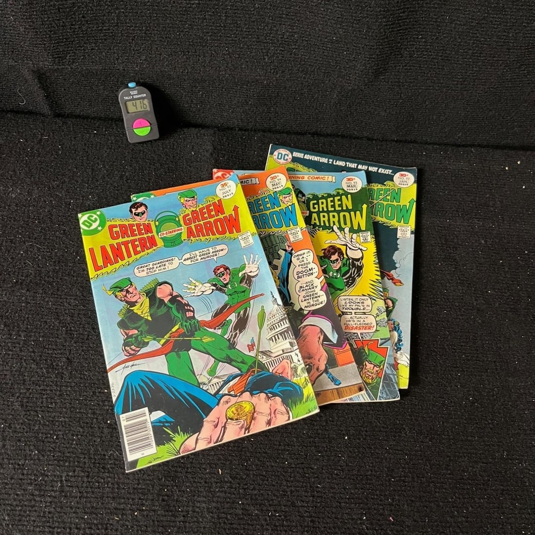Green Lantern 92-95 DC Bronze Age Series: Please look at the pictures carefully to determine what you believe the condition of collectible is. We are currently accepting consignments. Email us a aeronhouse1994@gmail.com or visit our website, 