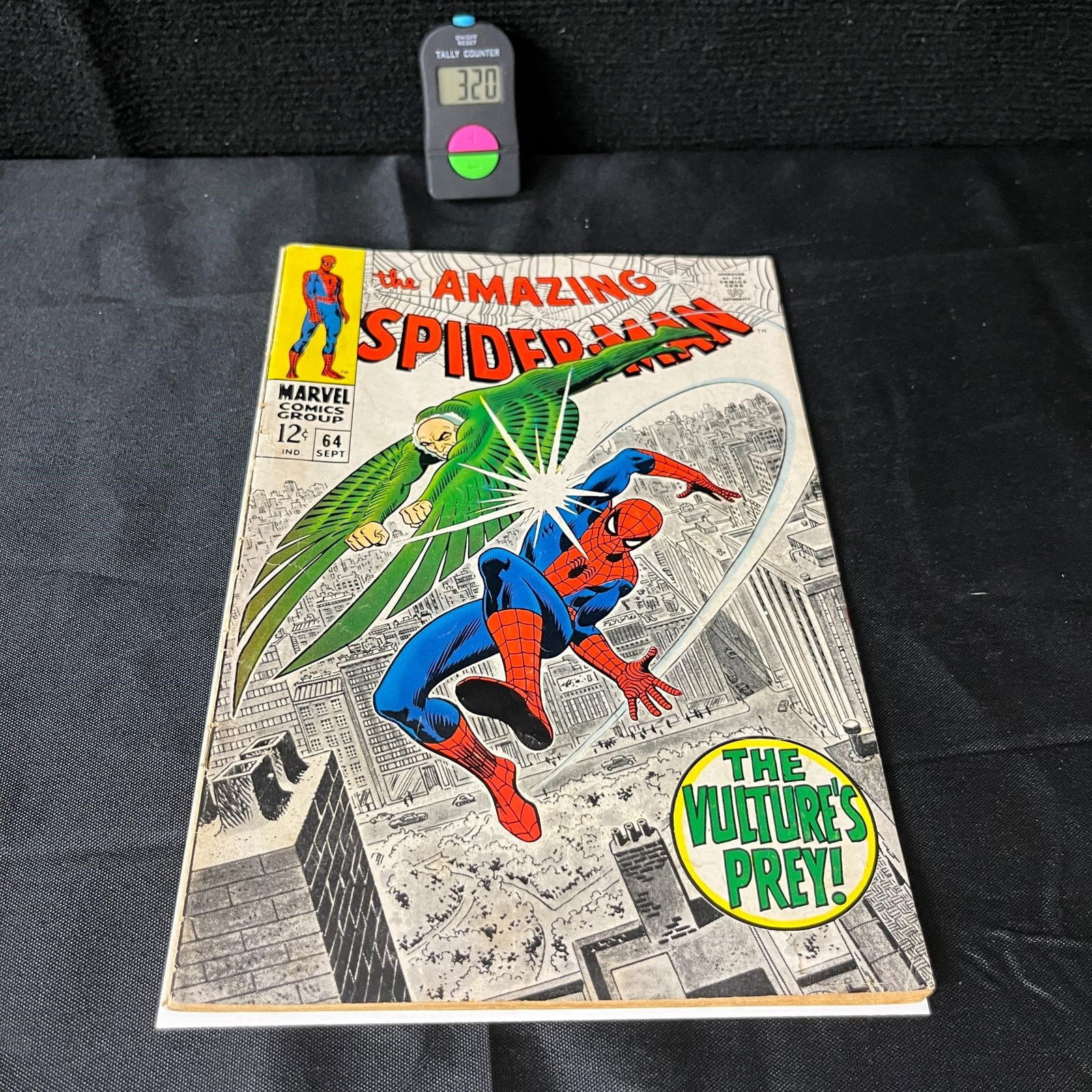 Amazing Spider-man 64  vs. Vulture (1 of 2)