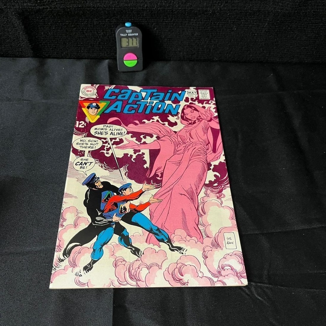 Captain Action #4 DC Silver Age (1 of 2)