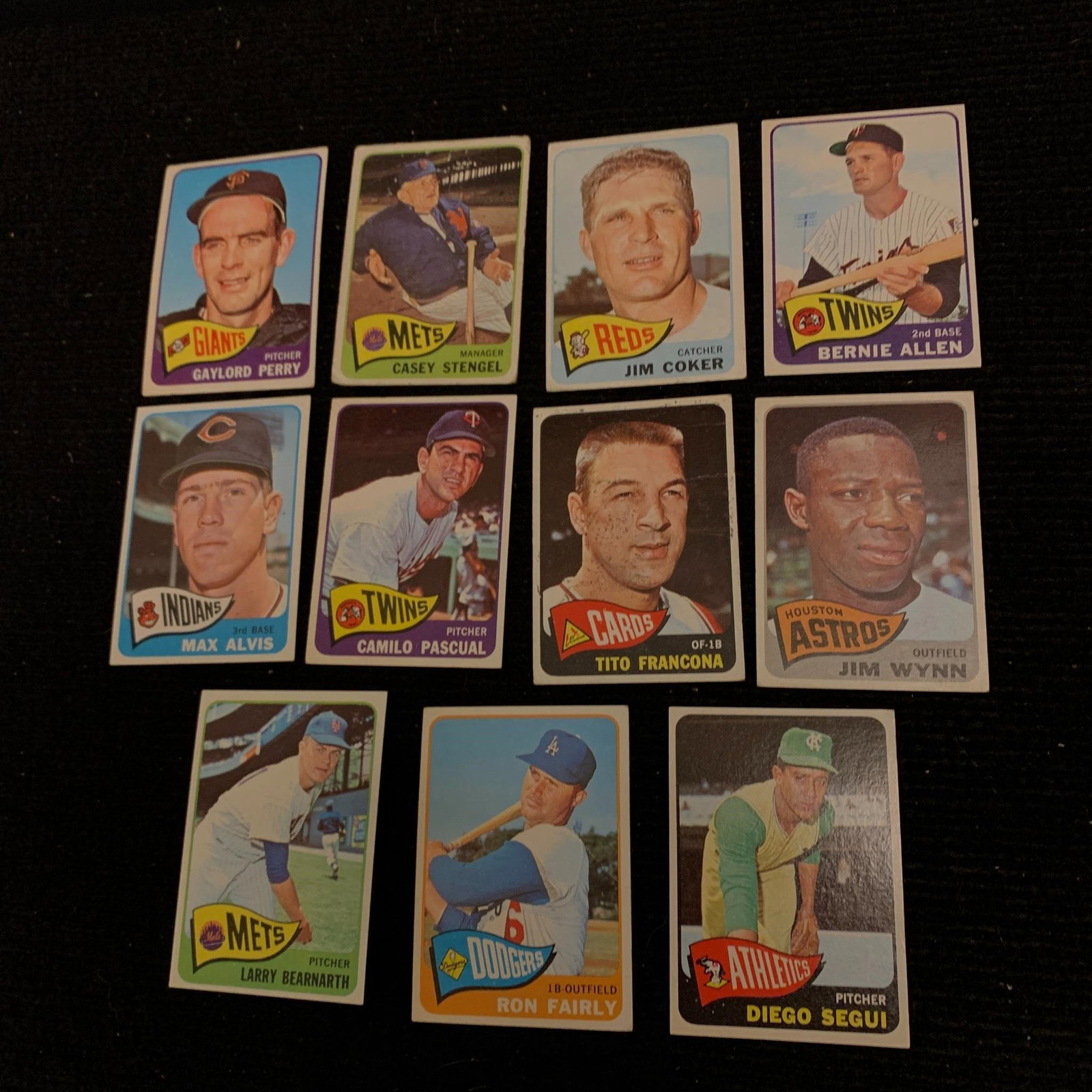 1965 Topps Baseball Cards, Ron Fairly: We are a veteran owned company. Please look at the pictures carefully to determine what you believe the condition of collectible is. We are currently accepting consignments. Email us a aeronhouse1994@