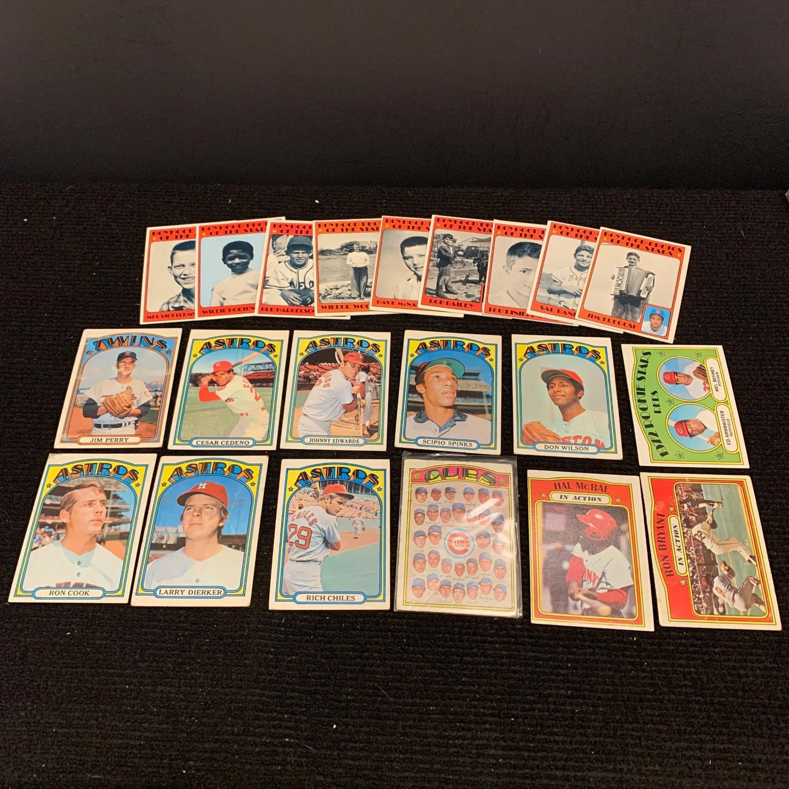 1972 Topps Baseball Cards, Ron Cook: We are a veteran owned company. Please look at the pictures carefully to determine what you believe the condition of collectible is. We are currently accepting consignments. Email us a aeronhouse1994@