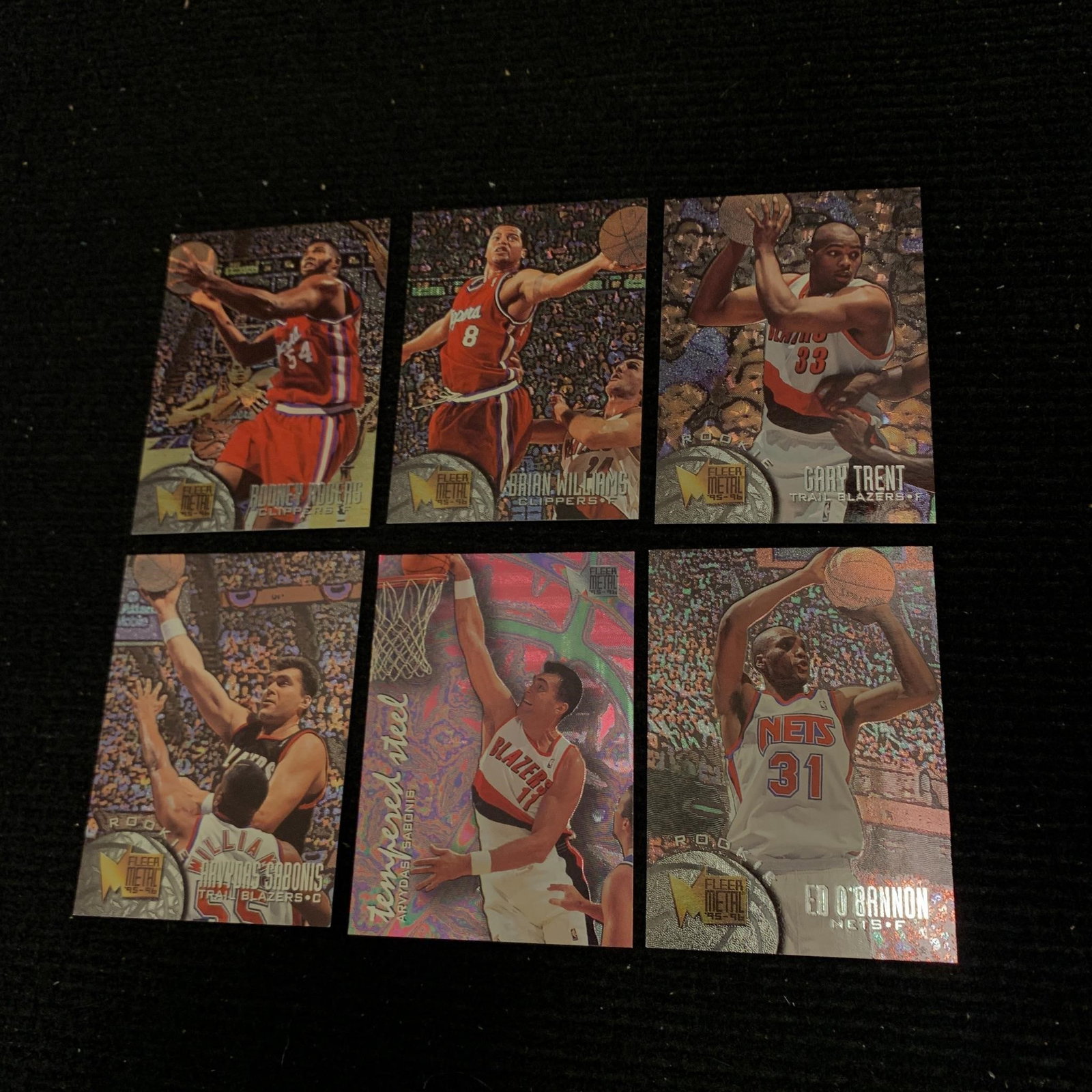 95-96 Fleer Metal Basektball Cards: Lot of 1995 - 1996 Fleer Metal Basektball Cards. Foil. RARE. We are a veteran owned company. Please look at the pictures carefully to determine what you believe the condition of collectible is. We are