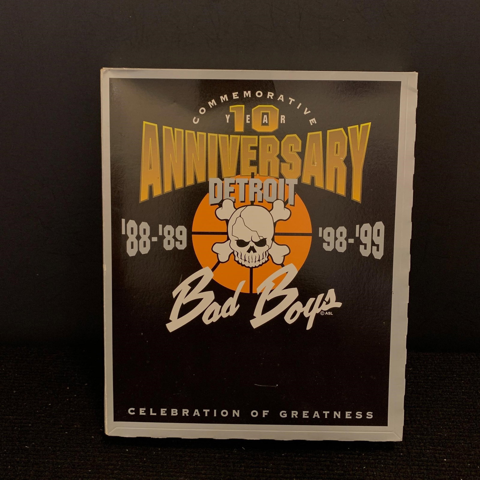Detroit Bad Boys 10yr Anniversary Box: Detroit Pistons 10 year anniversary 1988-89 to 1998-99 Bad Boys Basektball Box. Commemorative Box Set with Video highlights from the Bad Boys. This item was an exclusive for seaon ticket holders. Incl