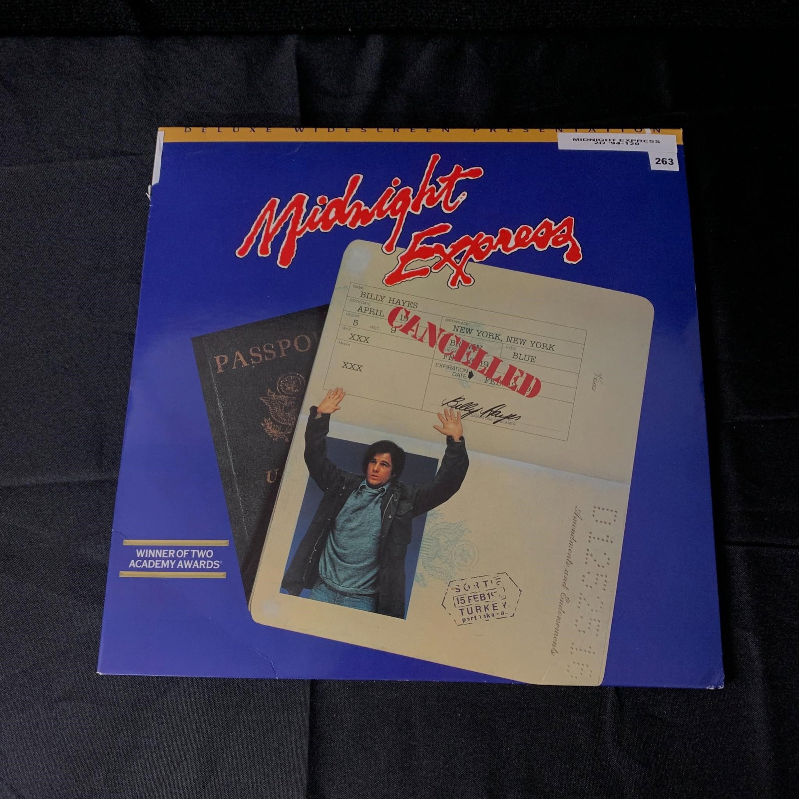 Midnight Express Laser Disc: We are a veteran owned company. Please look at the pictures carefully to determine what you believe the condition of collectible is. We are currently accepting consignments. Email us a aeronhouse1994@