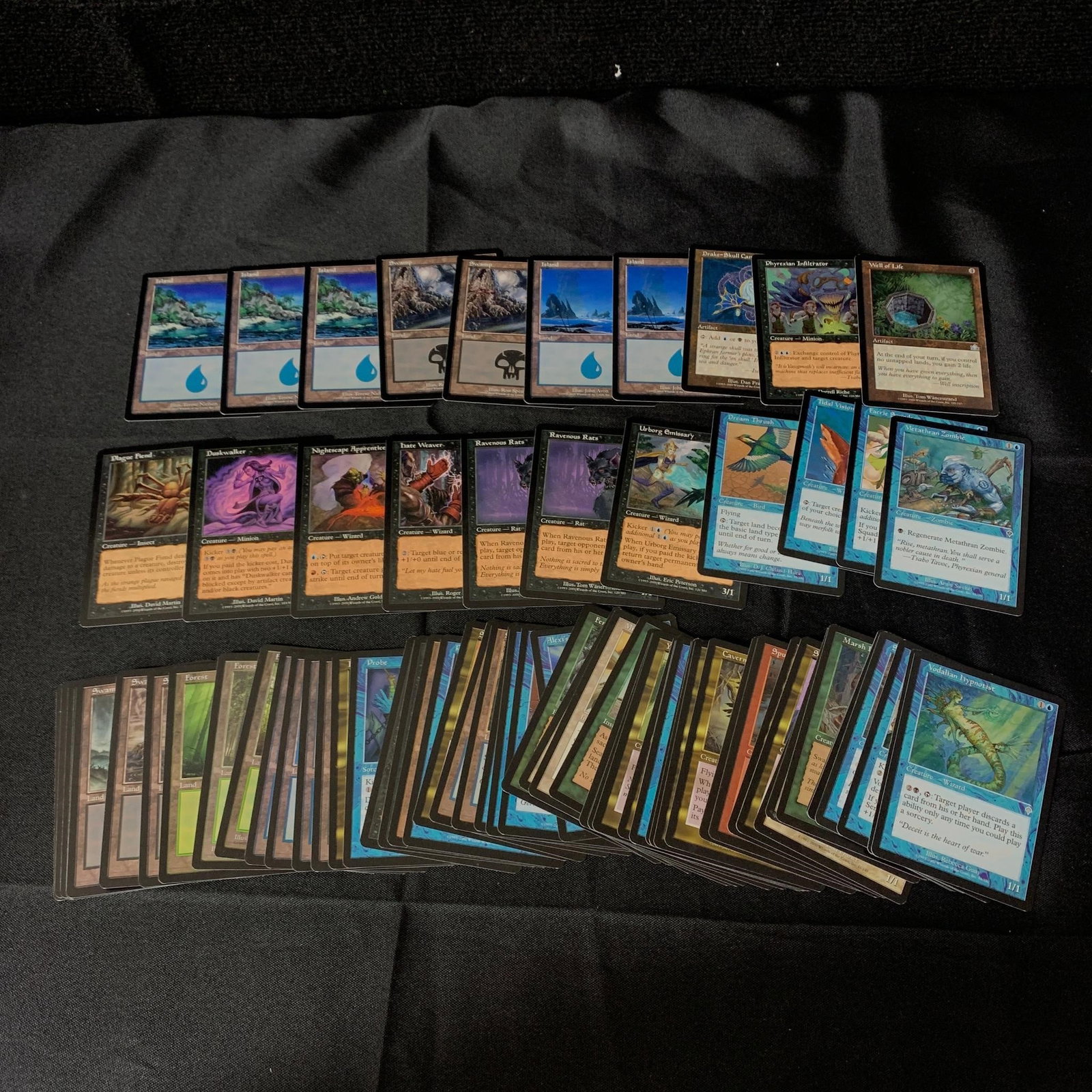 Large lot of Vintage Magic Cards: Large lot of vintage Magic the Gathering Cards. We are a veteran owned company. Please look at the pictures carefully to determine what you believe the condition of collectible is. We are currently ac
