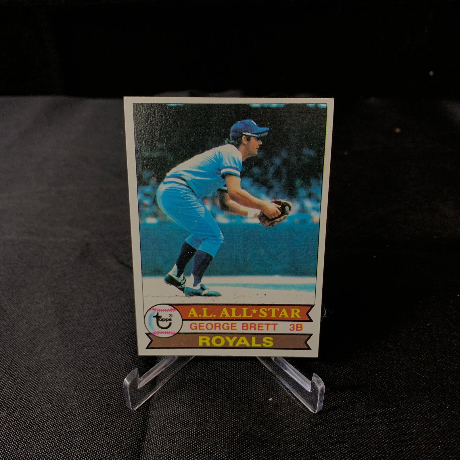 George Brett 1979 All Star: George Bret 330 All Star 1979 Topps Baseball Card. We are a veteran owned company. Please look at the pictures carefully to determine what you believe the condition of collectible is. We are currently