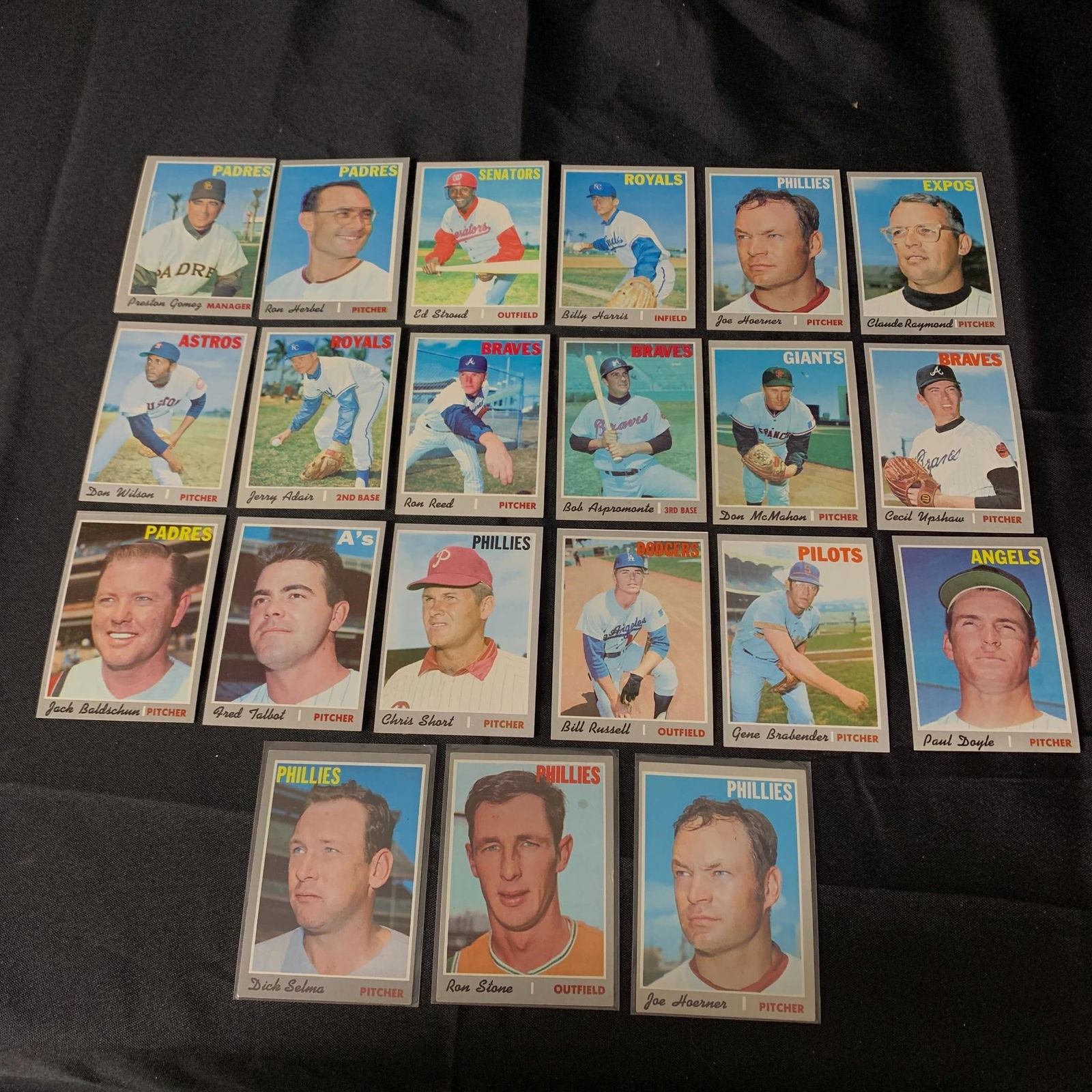 Nice lot of 1970 Topps Baseball Cards (1 of 2)