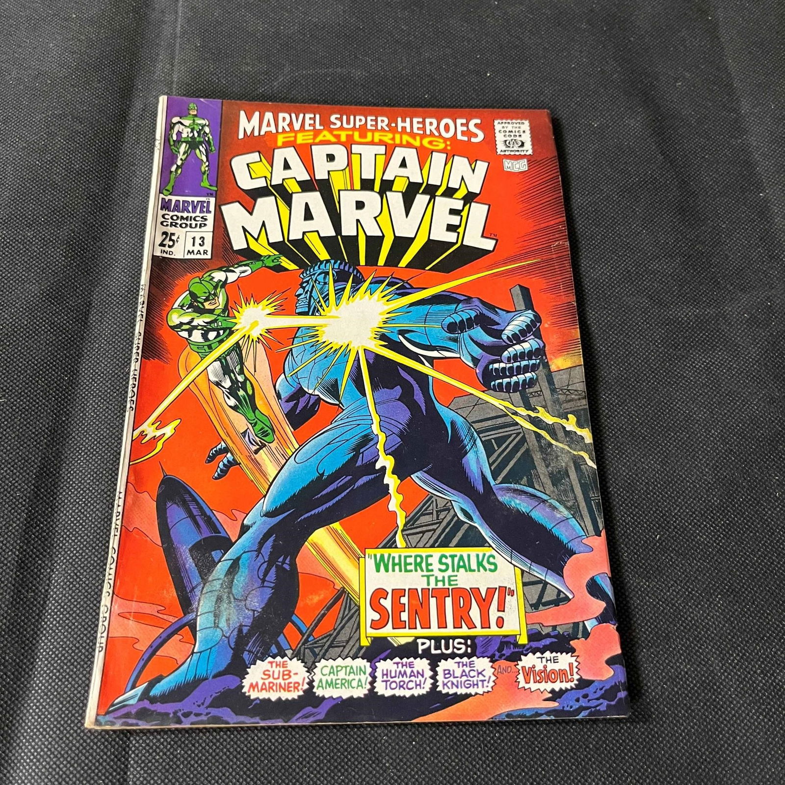 Marvel Super-Heroes 13 1st App Carol Danvers (1 of 2)