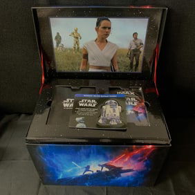 SW Rise of Skywalker Movie Club Box Disney Movie club exclusive
